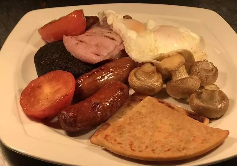 בית מלון כפרי The George