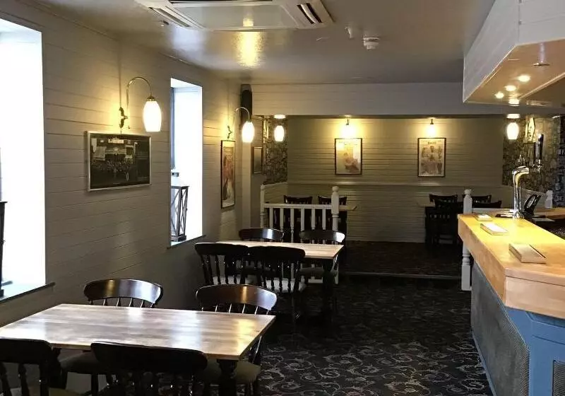 בית מלון כפרי The George