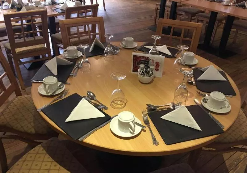 בית מלון כפרי The George