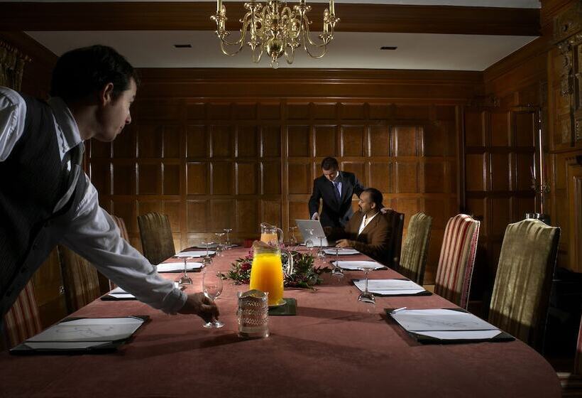 The Greenway Hotel & Spa