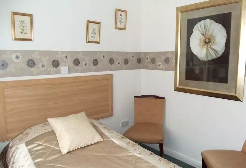 Отель Townhouse