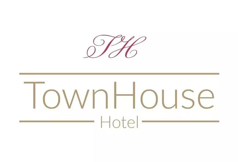 Отель Townhouse