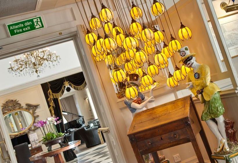 The Empire Hotel & Spa