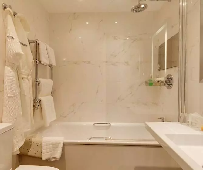 The Empire Hotel & Spa