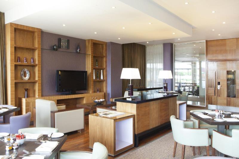 酒店 Crowne Plaza Reading