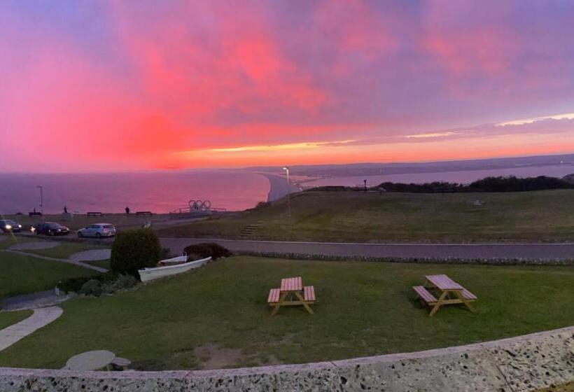 בית מלון כפרי Heights