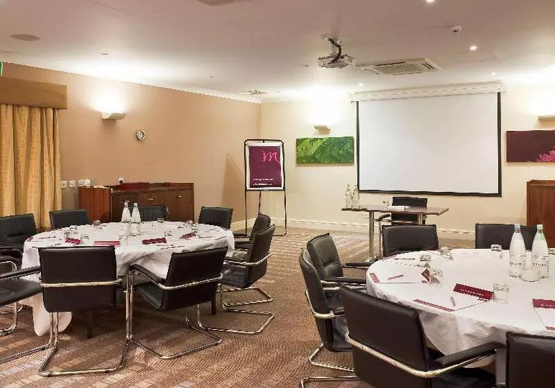 Mercure Manchester Norton Grange Hotel & Spa