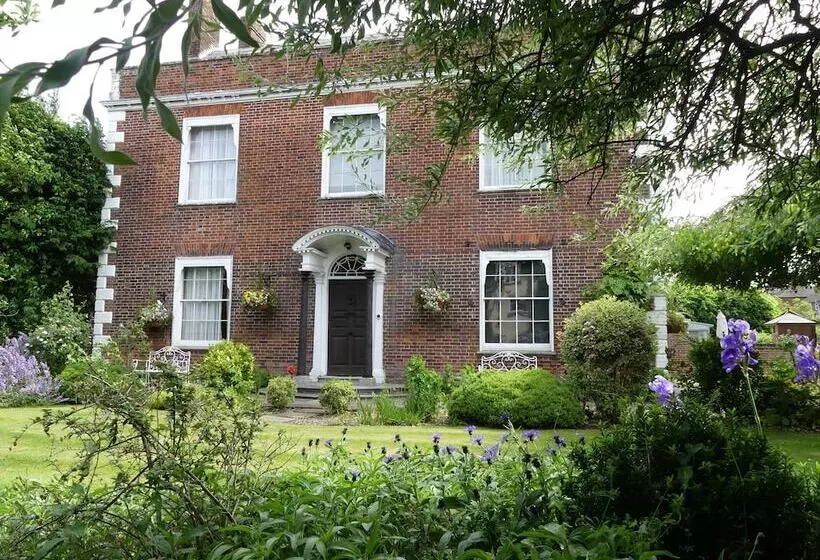 Milford Hall Hotel   Newly Refurbished