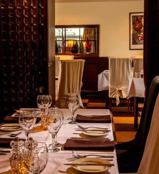 ホテル The Mount Royale