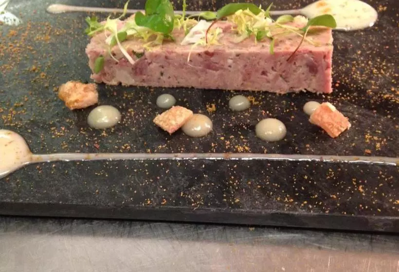 ホテル The Mount Royale