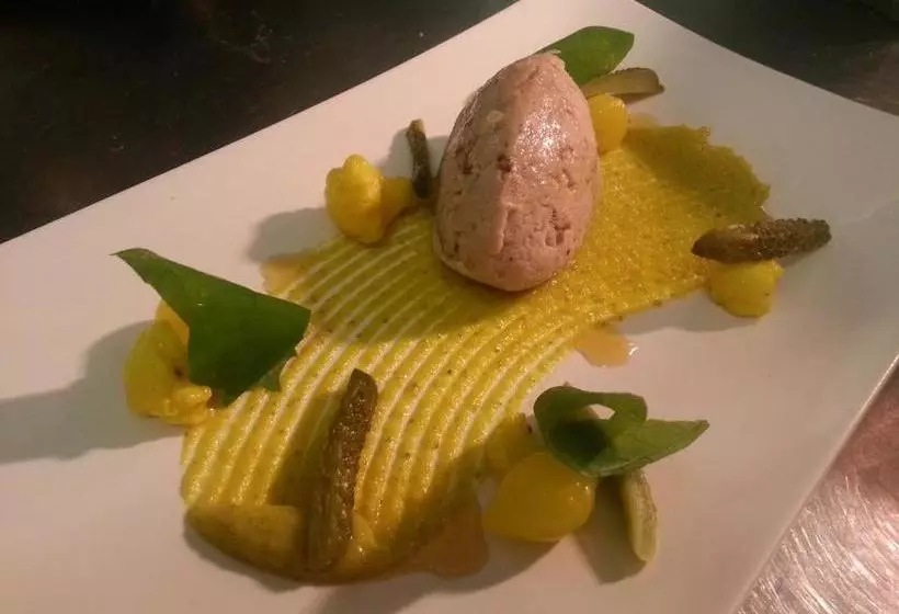 ホテル The Mount Royale