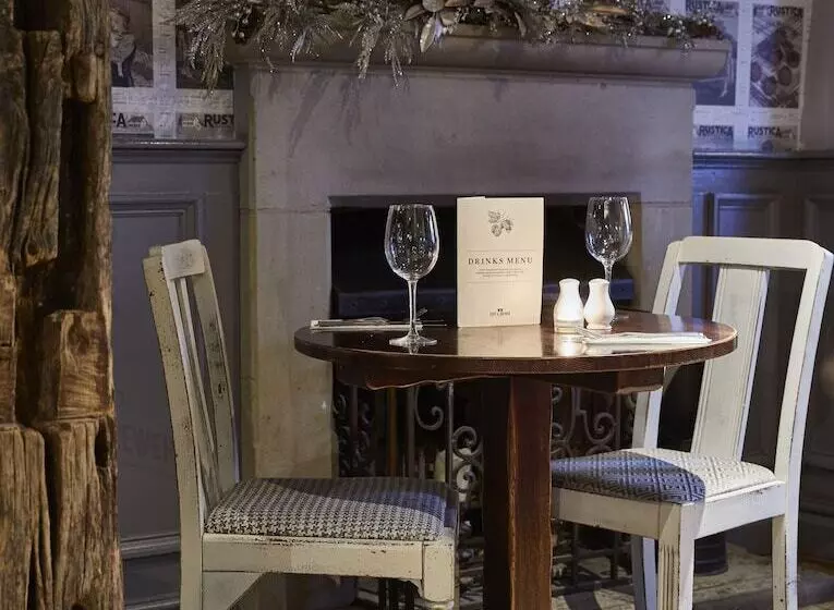 ホテル Old Mill By Chef & Brewer Collection