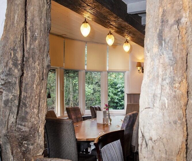 ホテル Old Mill By Chef & Brewer Collection