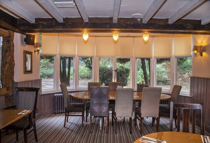 ホテル Old Mill By Chef & Brewer Collection