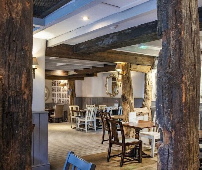 ホテル Old Mill By Chef & Brewer Collection