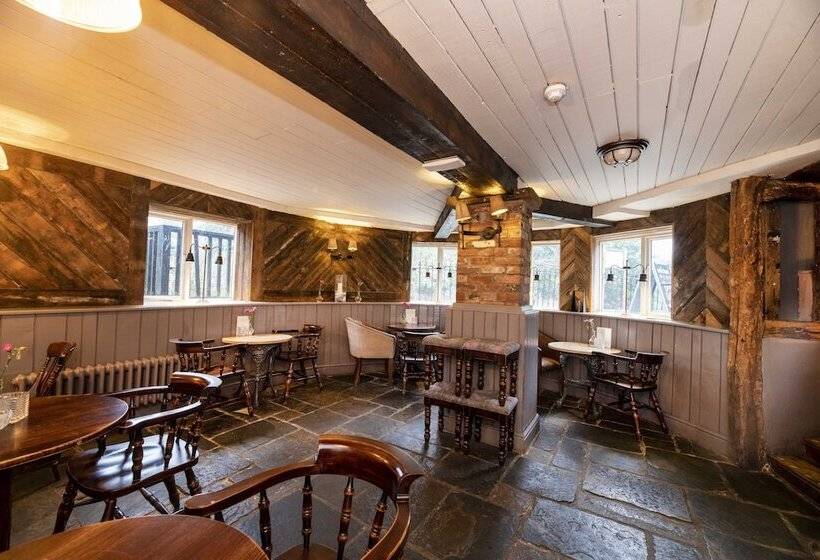 ホテル Old Mill By Chef & Brewer Collection