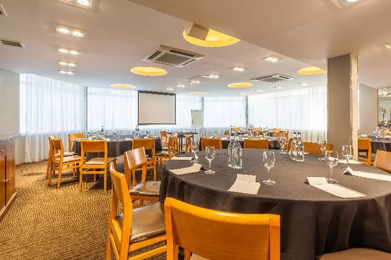 Отель Palm Court