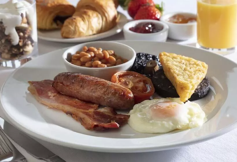 Отель Pettifers Freehouse