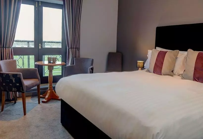 Отель The Hillcrest