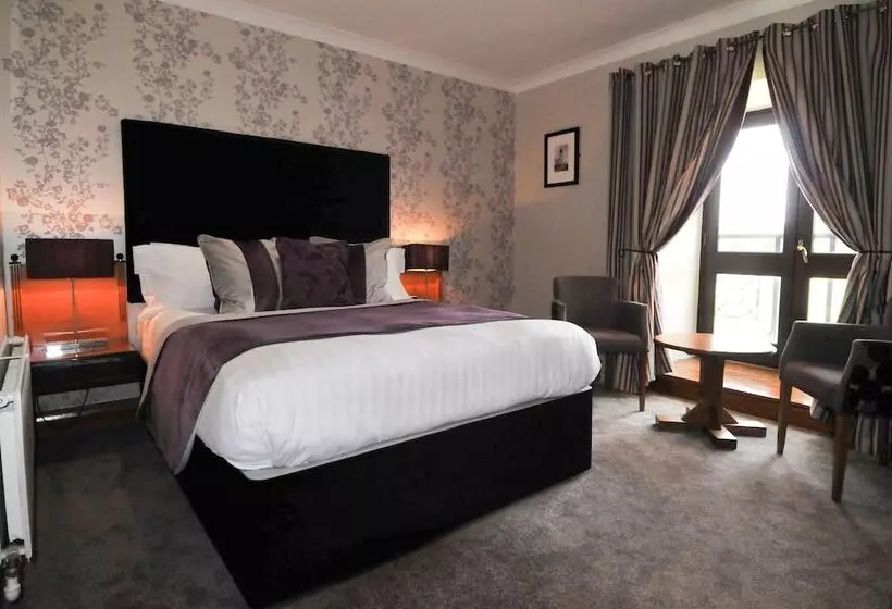 Отель The Hillcrest