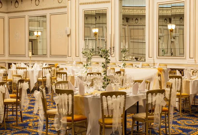 ホテル The Midland