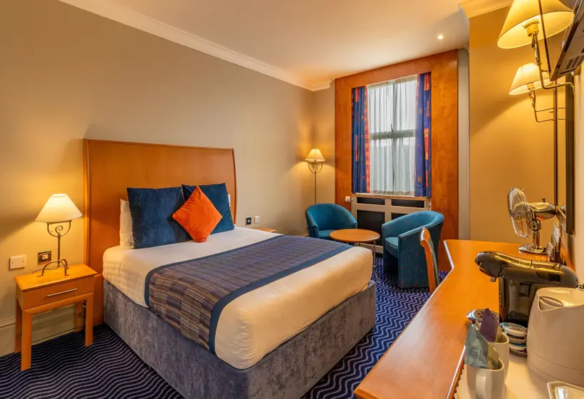 ホテル The Midland