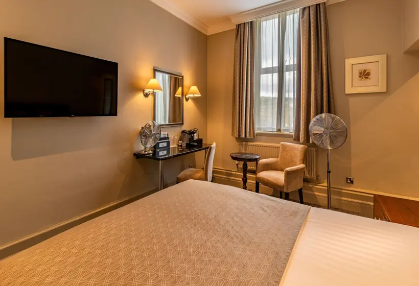 ホテル The Midland