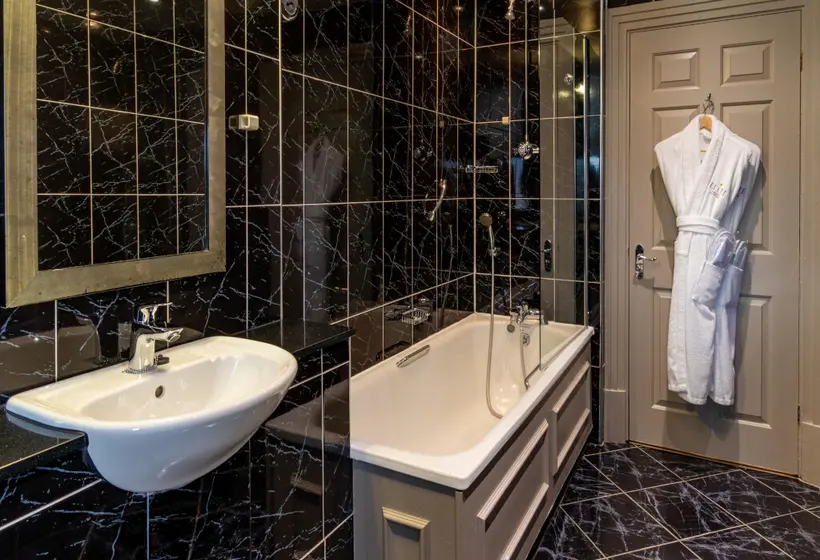 ホテル The Midland