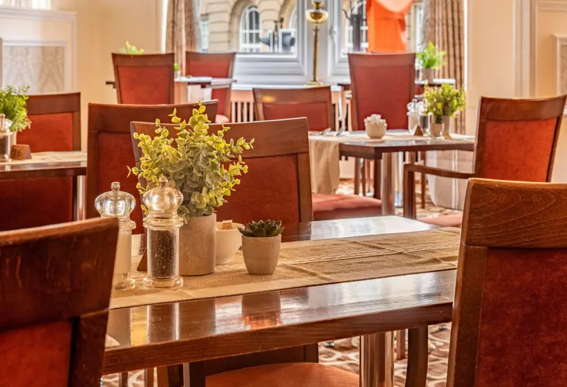 ホテル The Midland