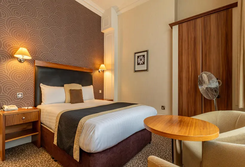 ホテル The Midland