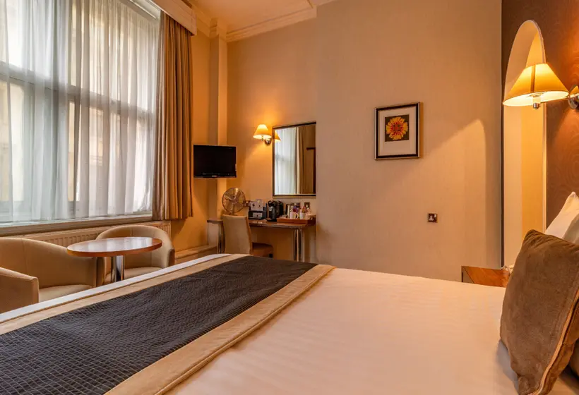 ホテル The Midland