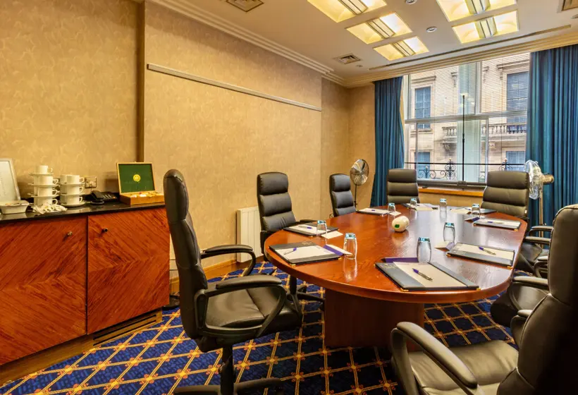 ホテル The Midland