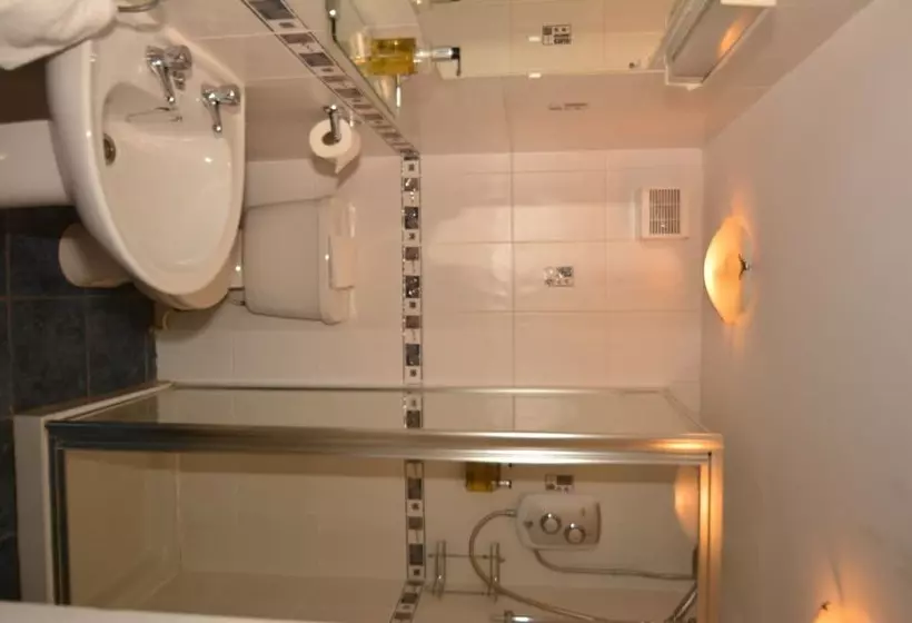 Hotel The Mill House