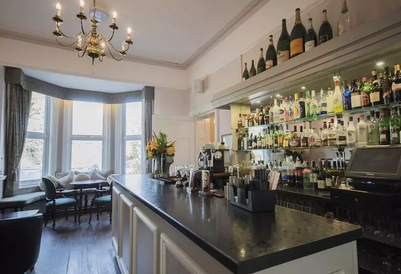 Hotel The Mill House