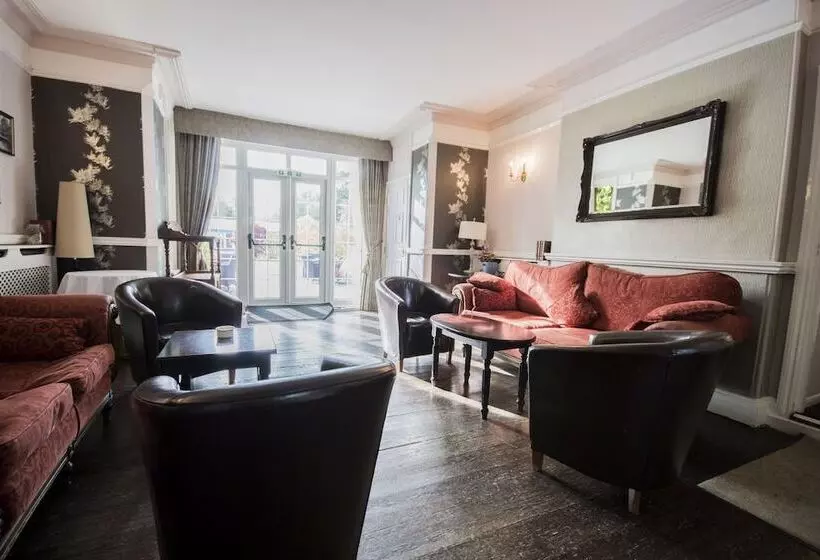 Hotel The Mill House