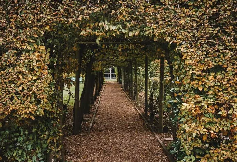 Langshott Manor Luxury Hotel Gatwick