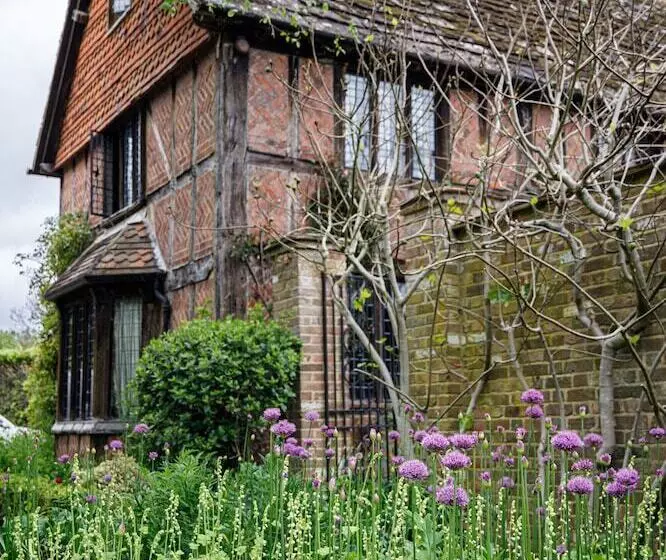 Langshott Manor Luxury Hotel Gatwick