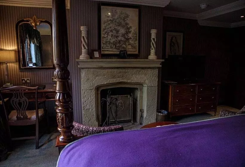 Langshott Manor Luxury Hotel Gatwick