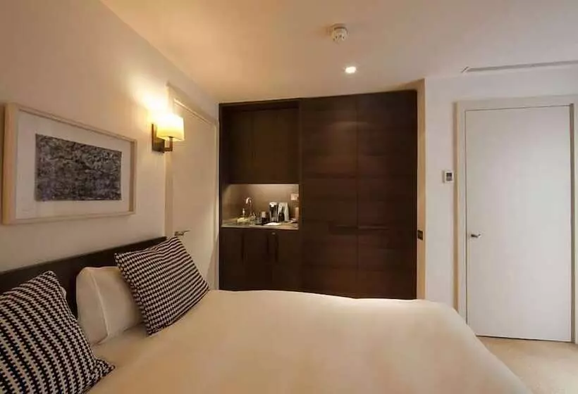 בית מלון כפרי Nottingham Place