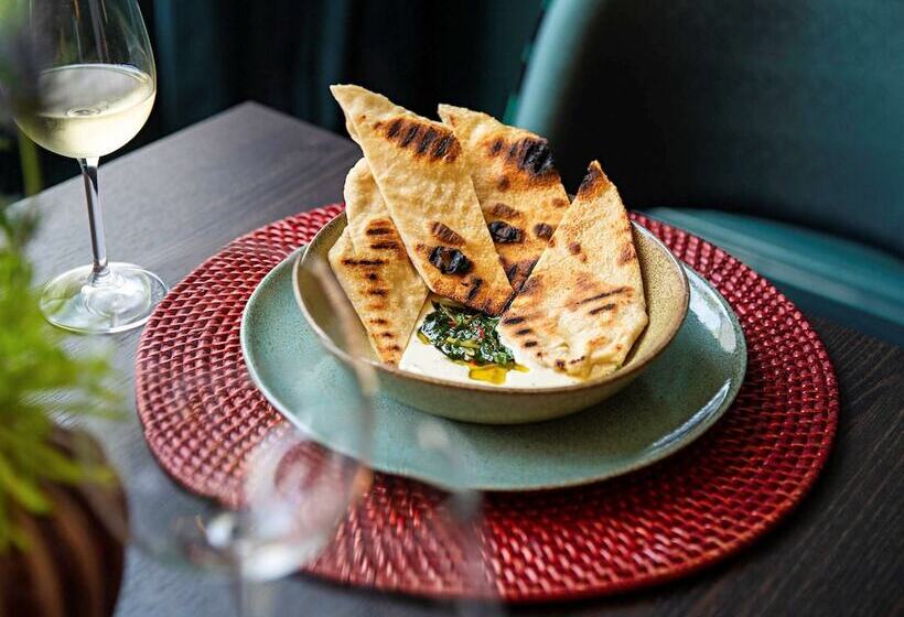 Queens Hotel & Spa Bournemouth