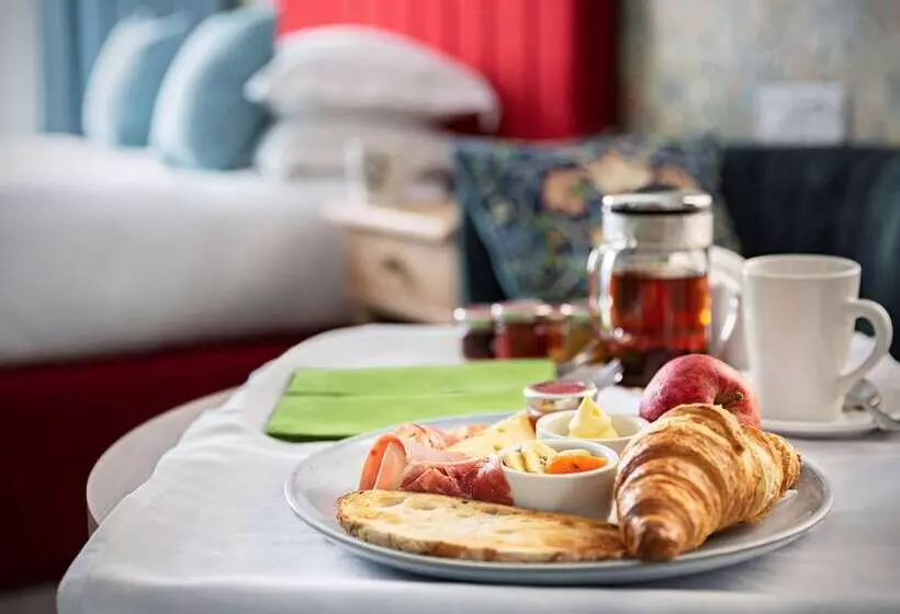 Queens Hotel & Spa Bournemouth