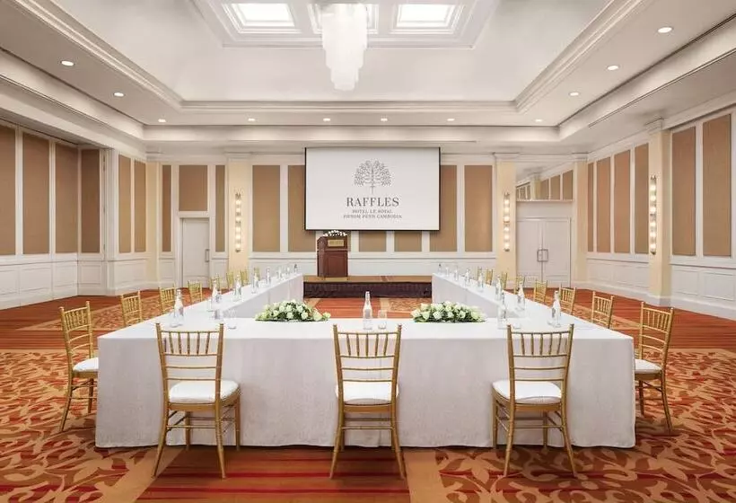 Raffles Hotel Le Royal