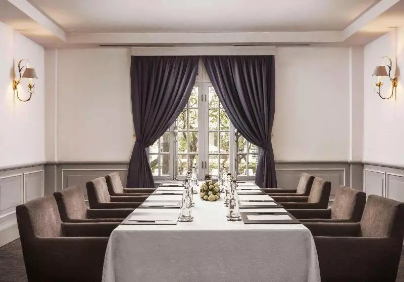 Raffles Hotel Le Royal