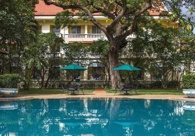 Raffles Hotel Le Royal