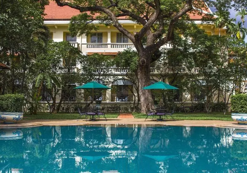 Raffles Hotel Le Royal