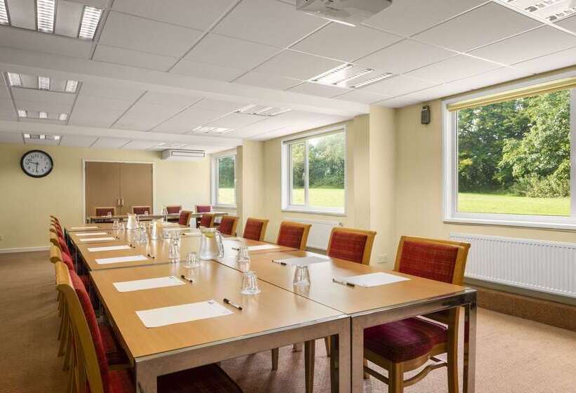 호텔 Ramada Chorley South