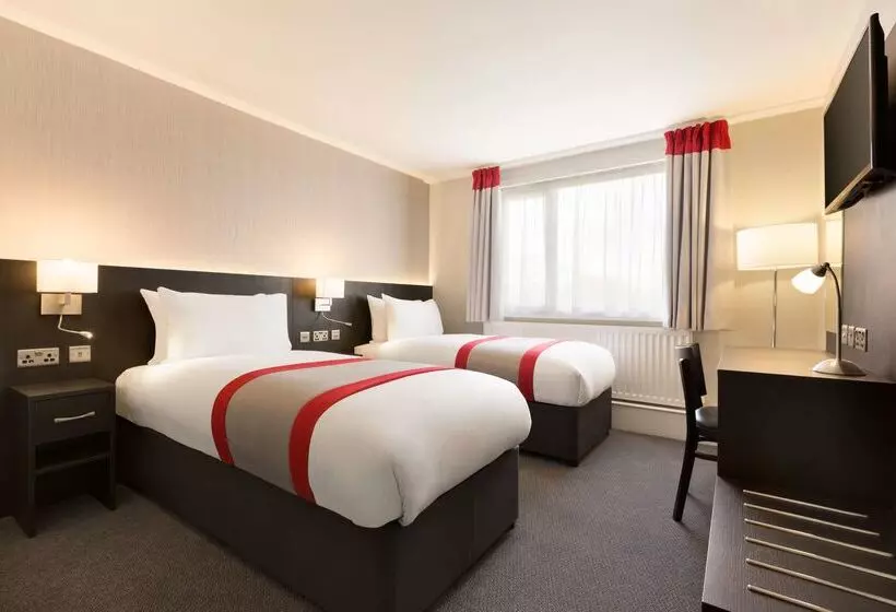Отель Ramada Chorley South
