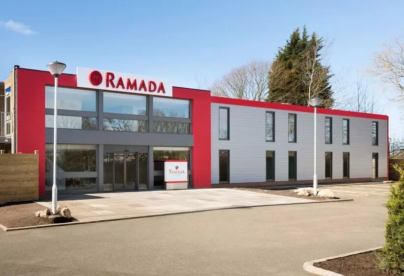 Отель Ramada Chorley South