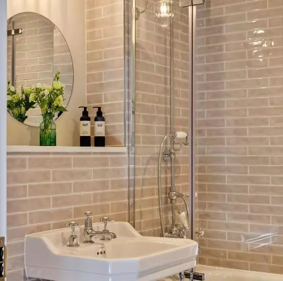 هتل Stanwell House