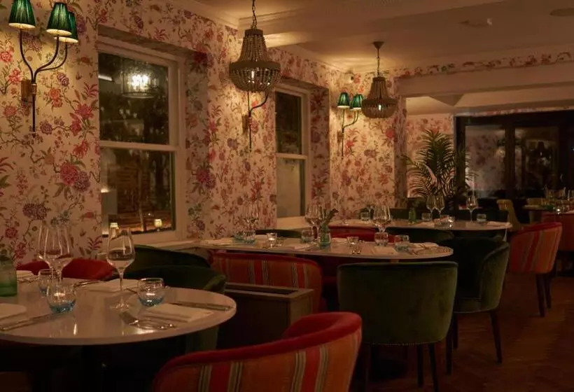 هتل Stanwell House